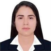 Profesora de inglés con experiencia con adolescentes y adultos